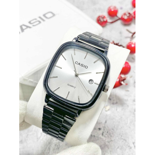 Наручные часы Casio Quartz с синим циферблатом